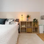 Fullhouse - - K28 - Southern Center *