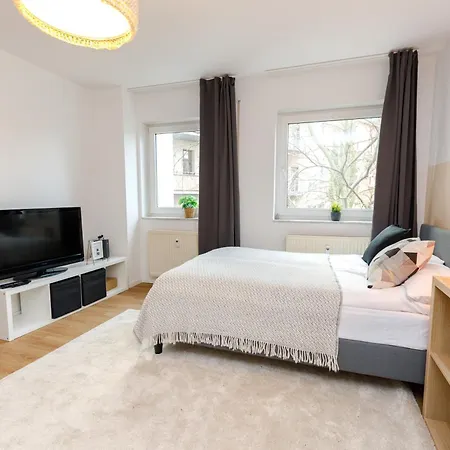 Apartment Fullhouse - - K28 A - Southern Center Leipzig