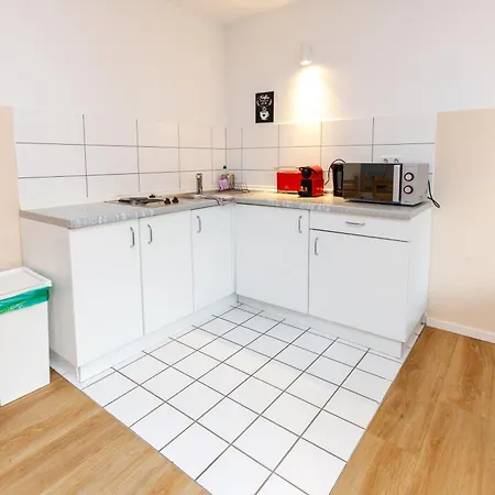 Fullhouse - - K28 A - Southern Center *