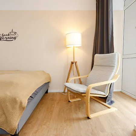 Fullhouse - - K28 A - Southern Center