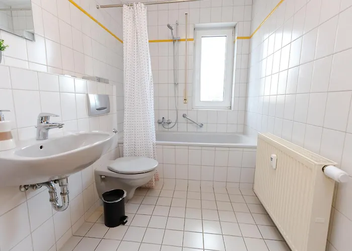 Fullhouse - - K28 A - Southern Center Апартаменты *