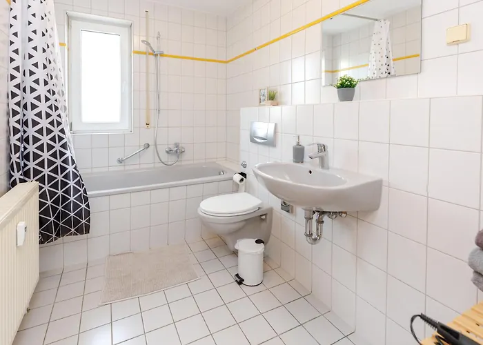 Fullhouse - - K28 A - Southern Center Апартаменты